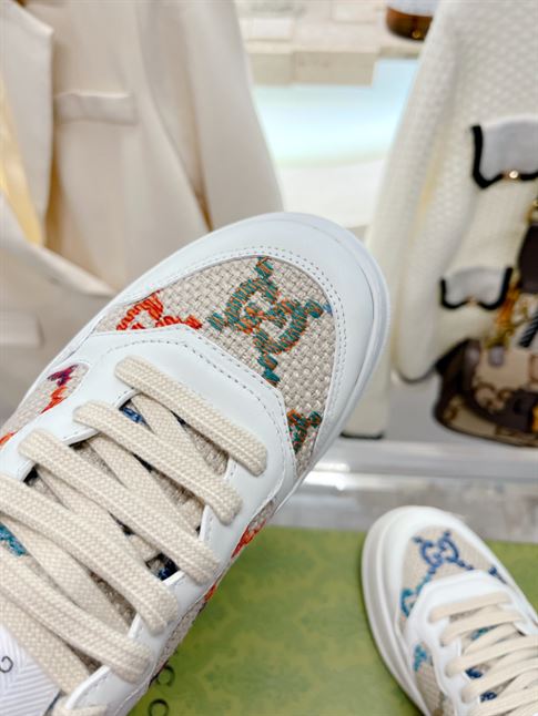 GUCCI GG SNEAKER - GCC053