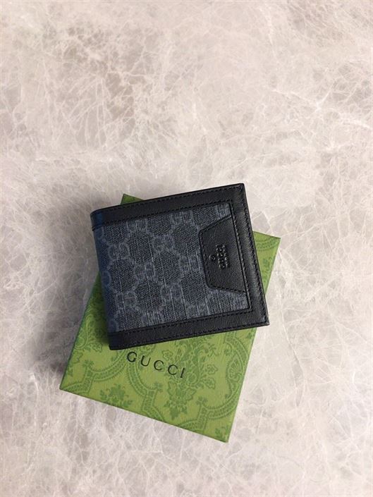 GUCCI GG SUPREME BI-FOLD WALLET