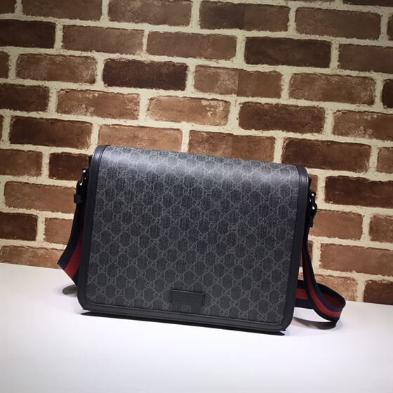 GUCCI GG SUPREME FLAP MESSENGER - BG007