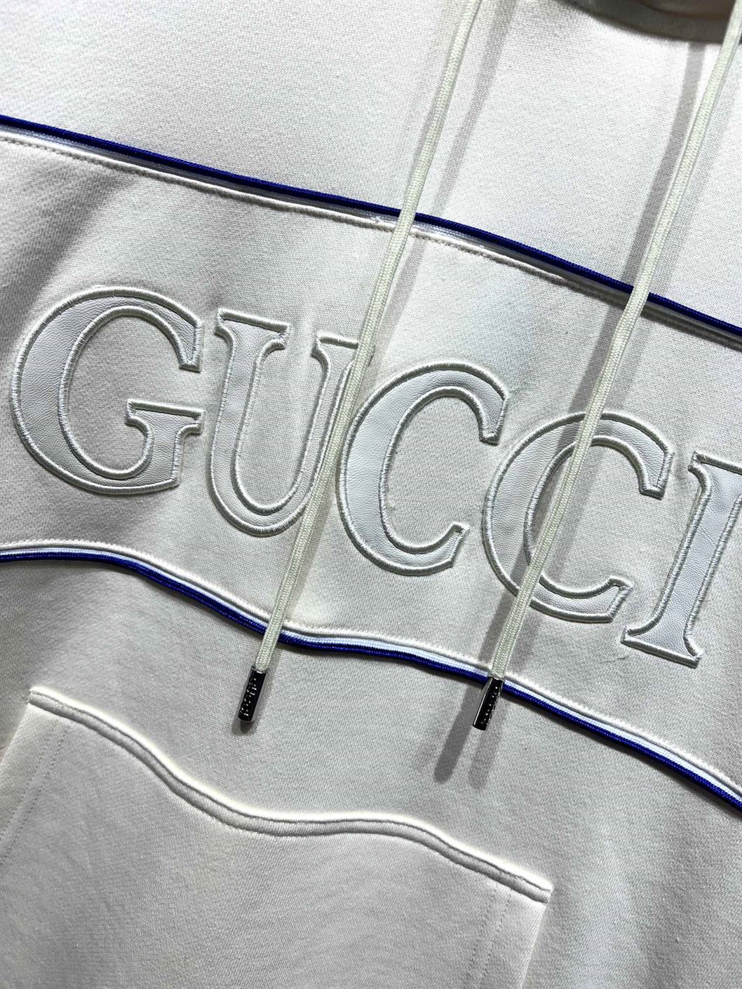 GUCCI HOODED SWEATSHIRT - GCK051