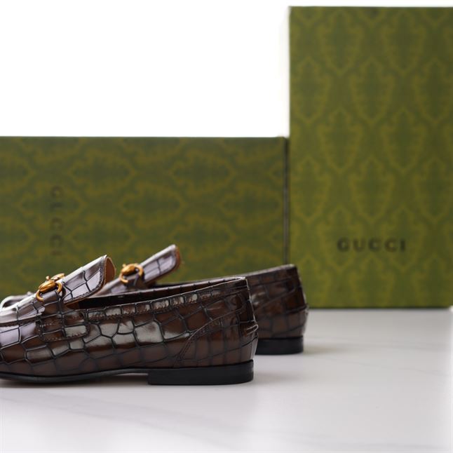 GUCCI JORDAAN CROCODILE LOAFER - GL014