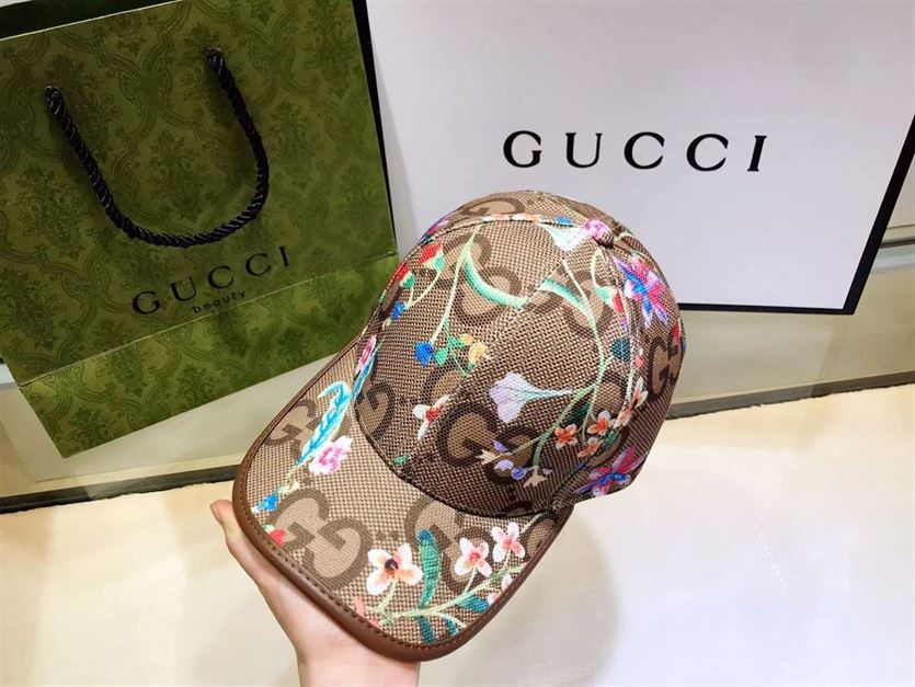 GUCCI JUMBO GG HAT