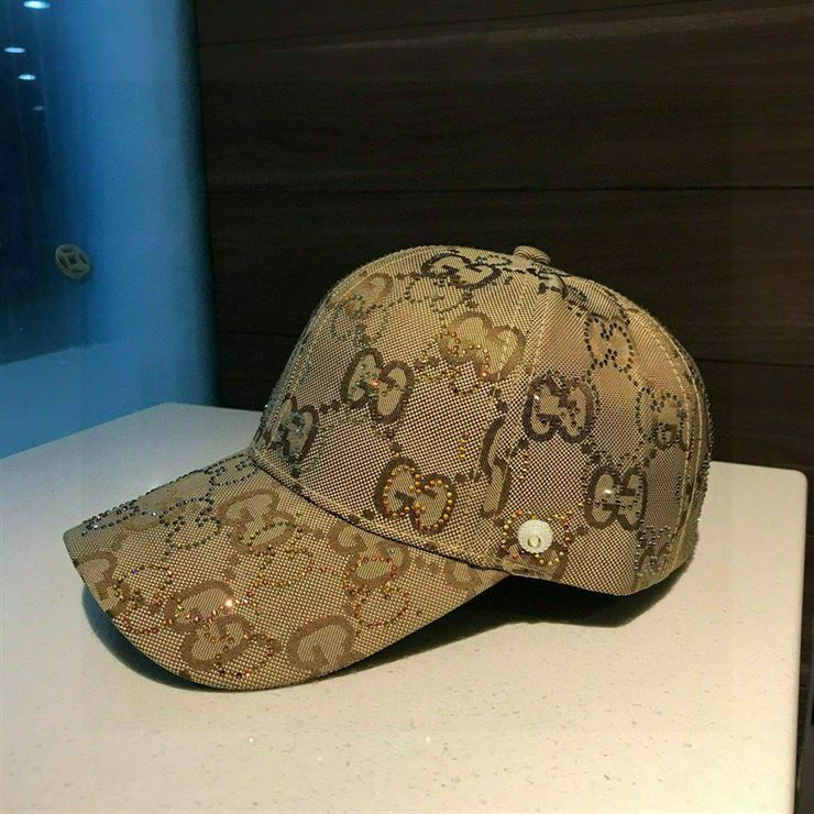 GUCCI JUMBO GG HAT
