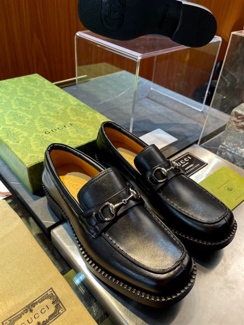 GUCCI LOAFER CHAIN BLACK - GL017