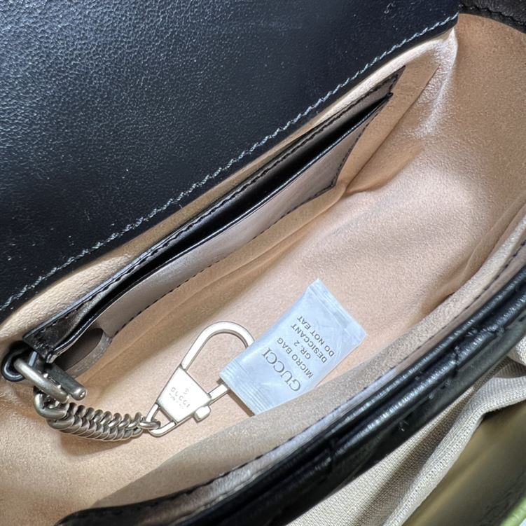 GUCCI MARMONT BELT BAG IN BLACK LEATHER