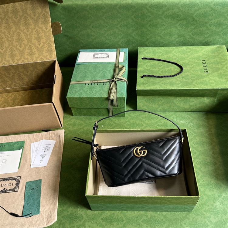 GUCCI MARMONT SHOULDER BAG IN BLACK LEATHER