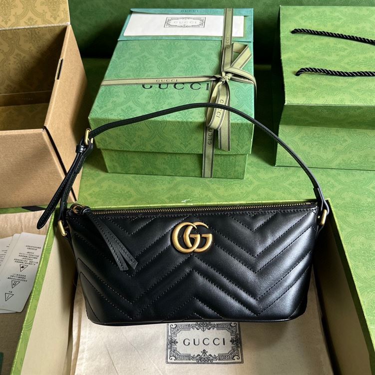 GUCCI MARMONT SHOULDER BAG IN BLACK LEATHER