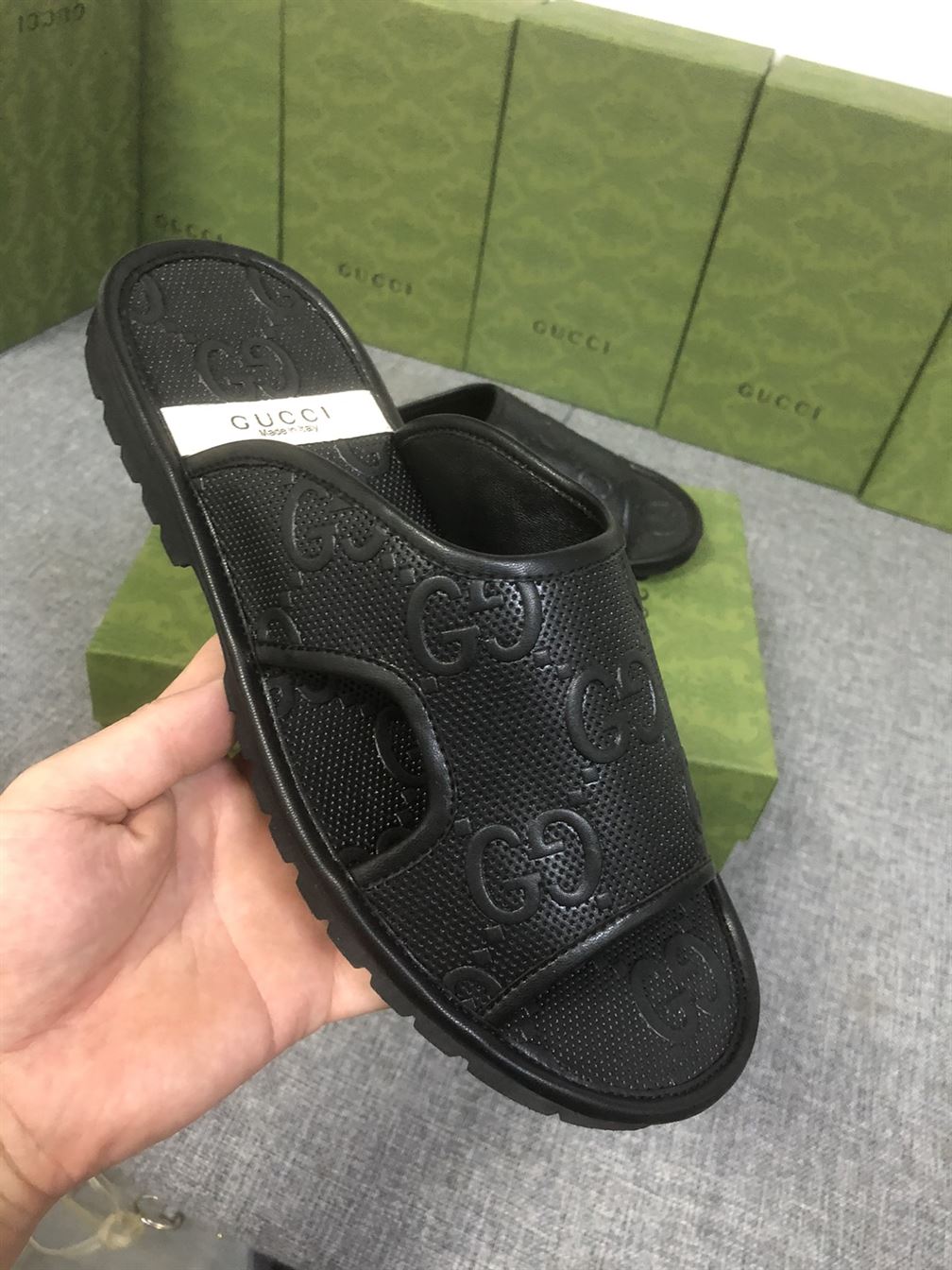 GUCCI MEN SLIDE SANDAL - GSL038