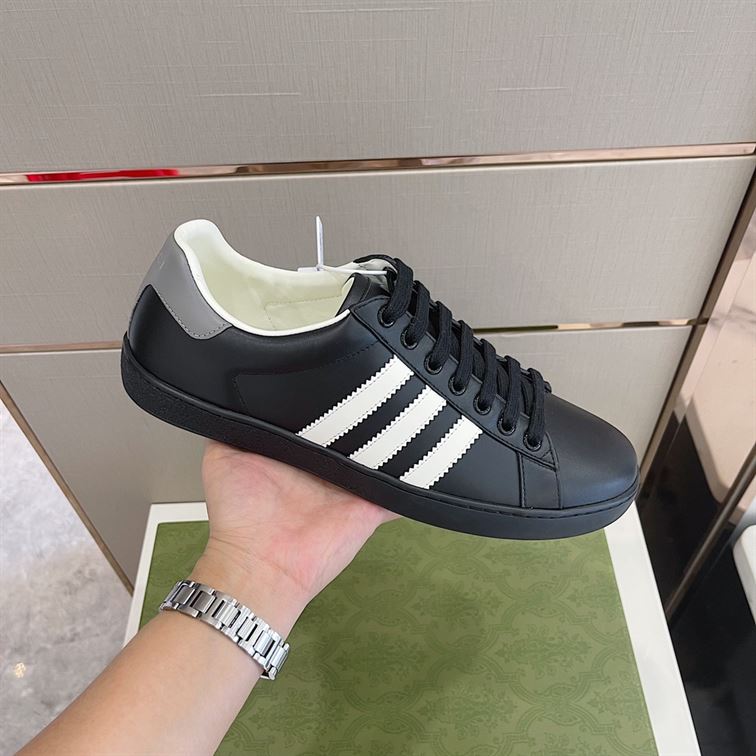 GUCCI MEN'S GG SNEAKER - GCC035