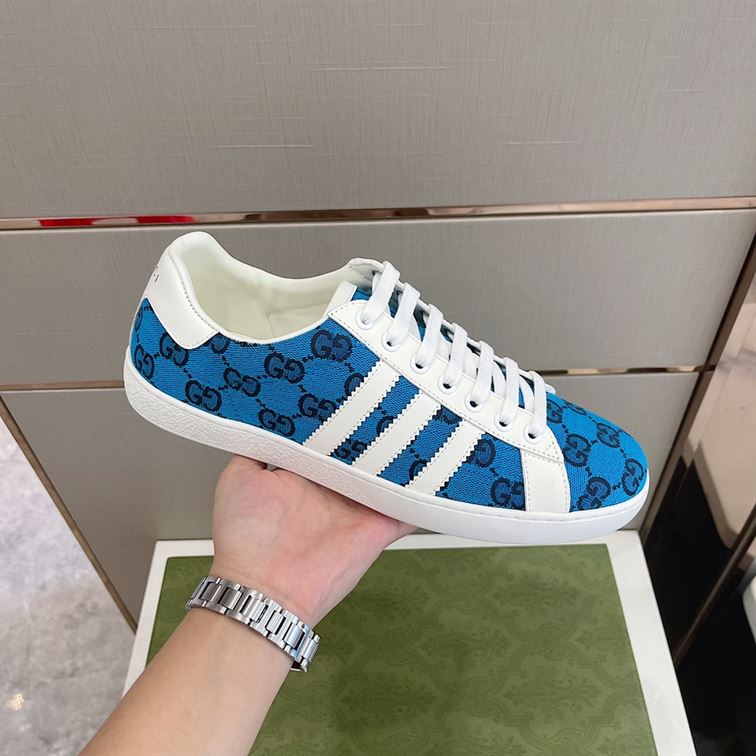 GUCCI MEN'S GG SNEAKER - GCC036