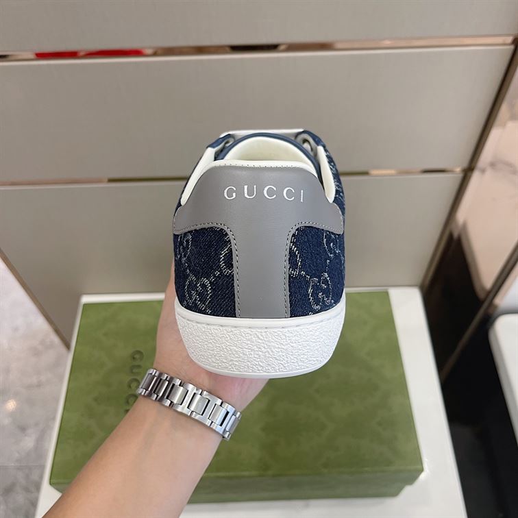 GUCCI MEN'S GG SNEAKER - GCC038