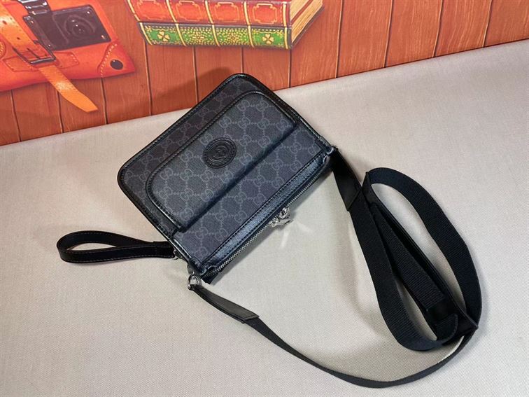 GUCCI MESSENGER BAG WITH INTERLOCKING G - BG014