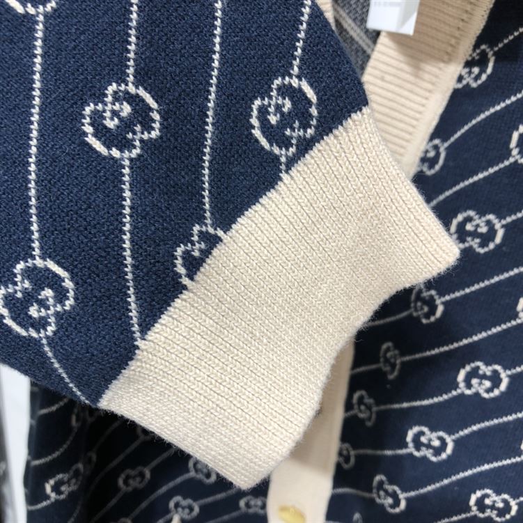GUCCI NAVY & OFF-WHITE GG JACQUARD CARDIGAN - GCJ003