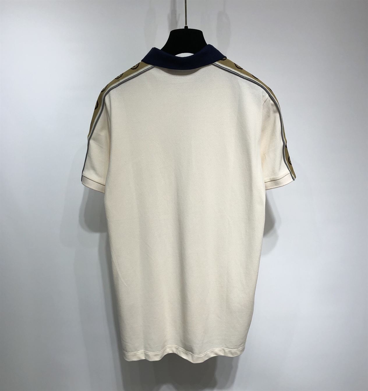 GUCCI POLO WITH INTERLOCKING G STRIPE - GGS014