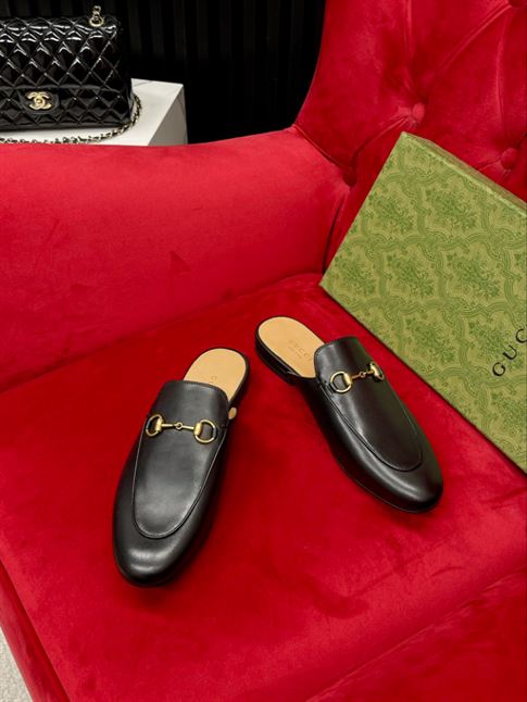GUCCI PRINCETOWN LEATHER SLIPPER - GL021