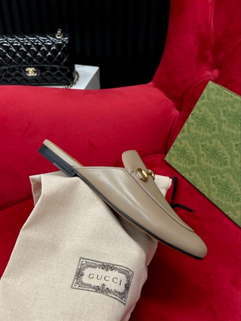 GUCCI PRINCETOWN LEATHER SLIPPER - GL023
