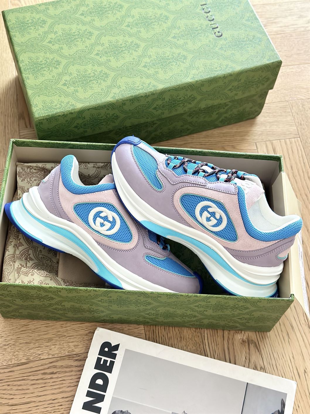 GUCCI RUN SNEAKERS - GCC116