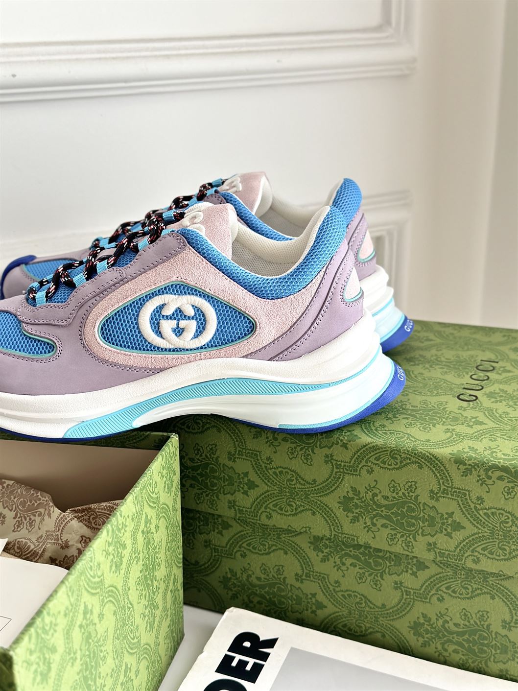 GUCCI RUN SNEAKERS - GCC116