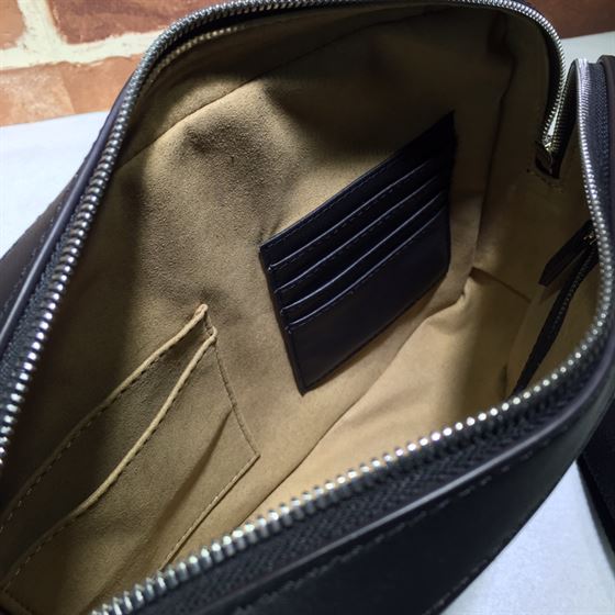 GUCCI SIGNATURE CLUTCH BAG - BG030