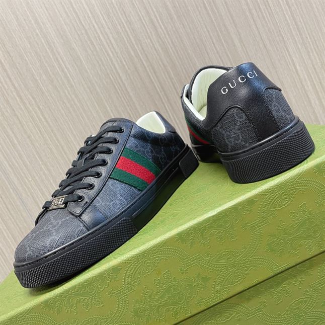 GUCCI SNEAKERS - GCC122