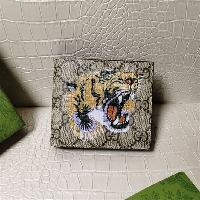 GUCCI TIGER PRINT GG SUPREME WALLET