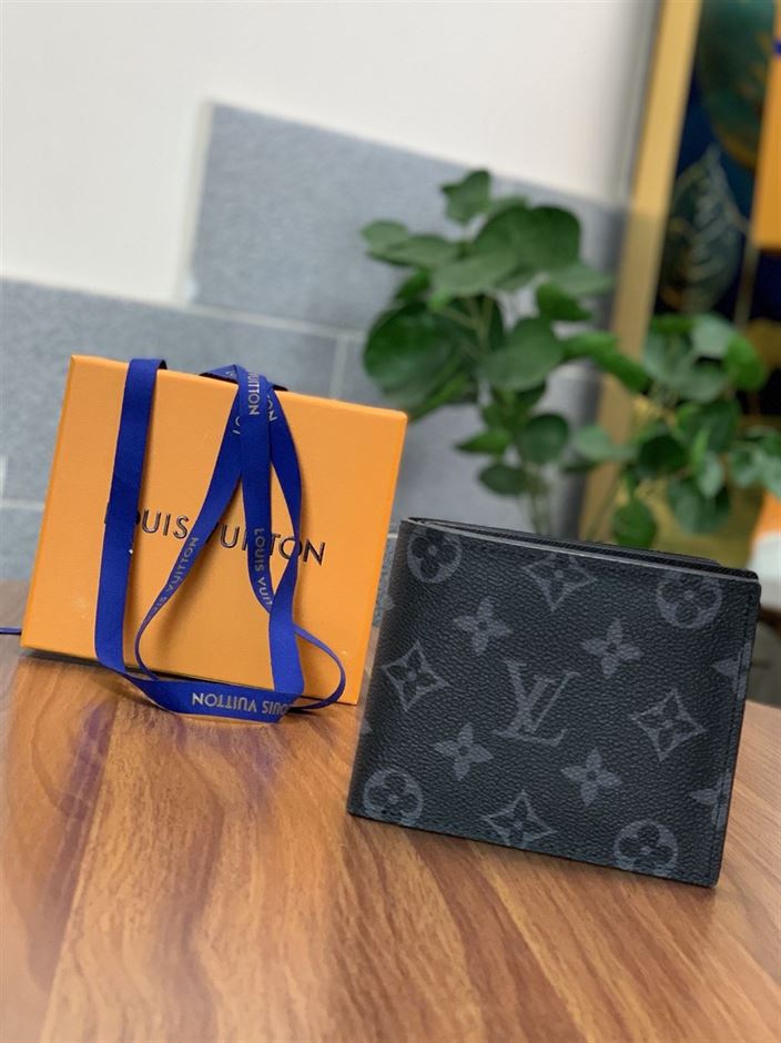 LOUIS VUITTON AMERIGO WALLET ECLIPSE CANVAS