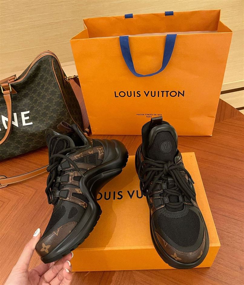 LOUIS VUITTON ARCHLIGHT TRAINERS - LVS098