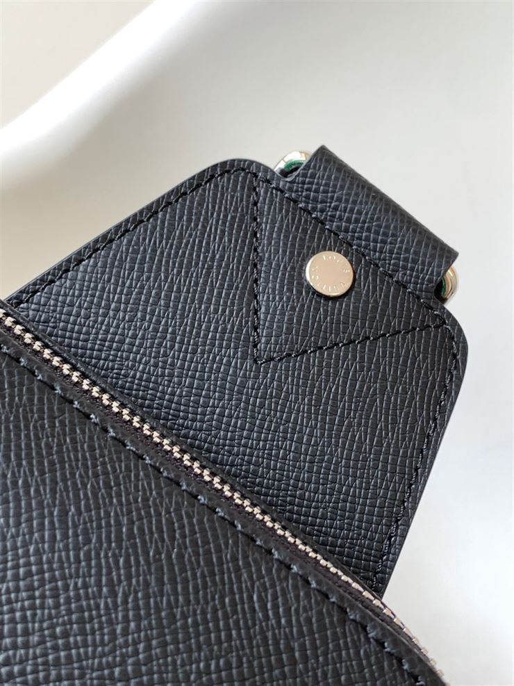 LOUIS VUITTON AVENUE SLING BAG TAIGA - LVB030