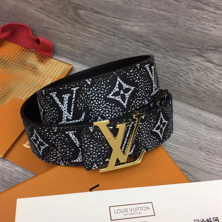LOUIS VUITTON BELT - LBE034