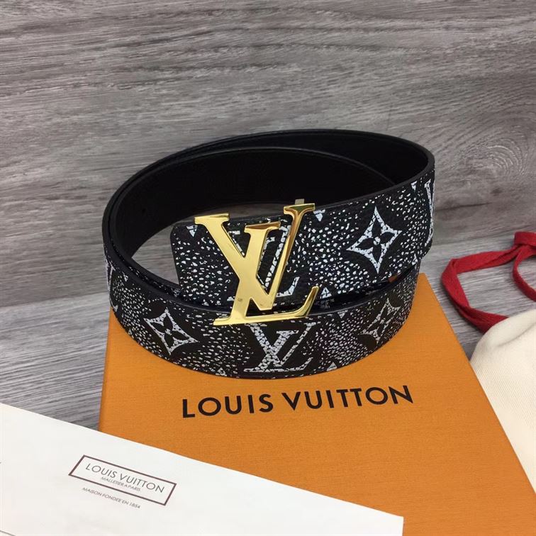 LOUIS VUITTON BELT - LBE034