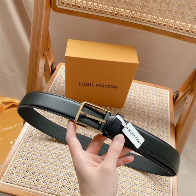 LOUIS VUITTON BELT - LBE063