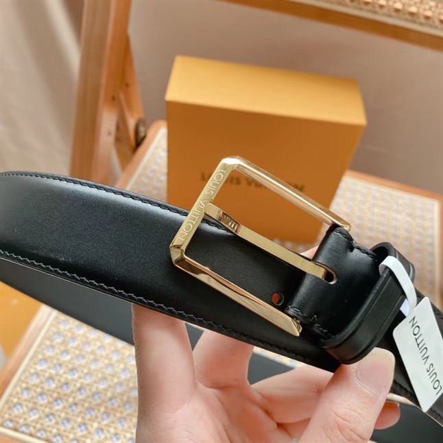 LOUIS VUITTON BELT - LBE063