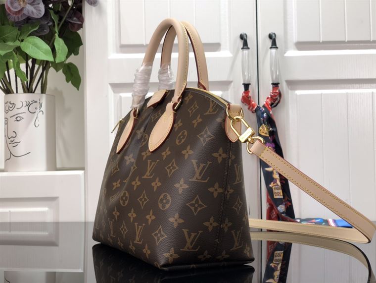 LOUIS VUITTON BOETIE PM MONOGRAM