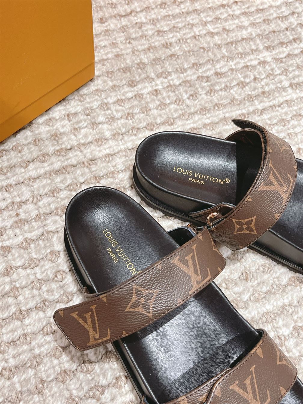 LOUIS VUITTON BOM DIA FLAT COMFORT MULE - LVSD017