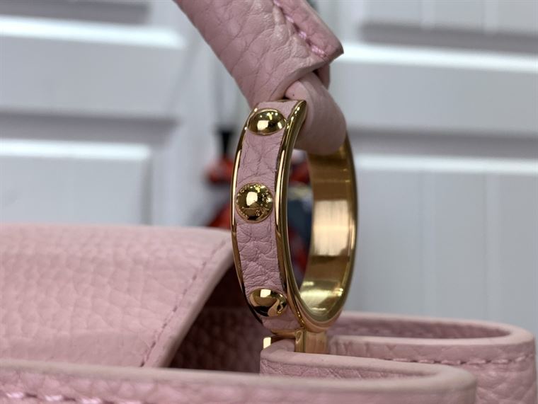 LOUIS VUITTON CAPUCINES BB PINK