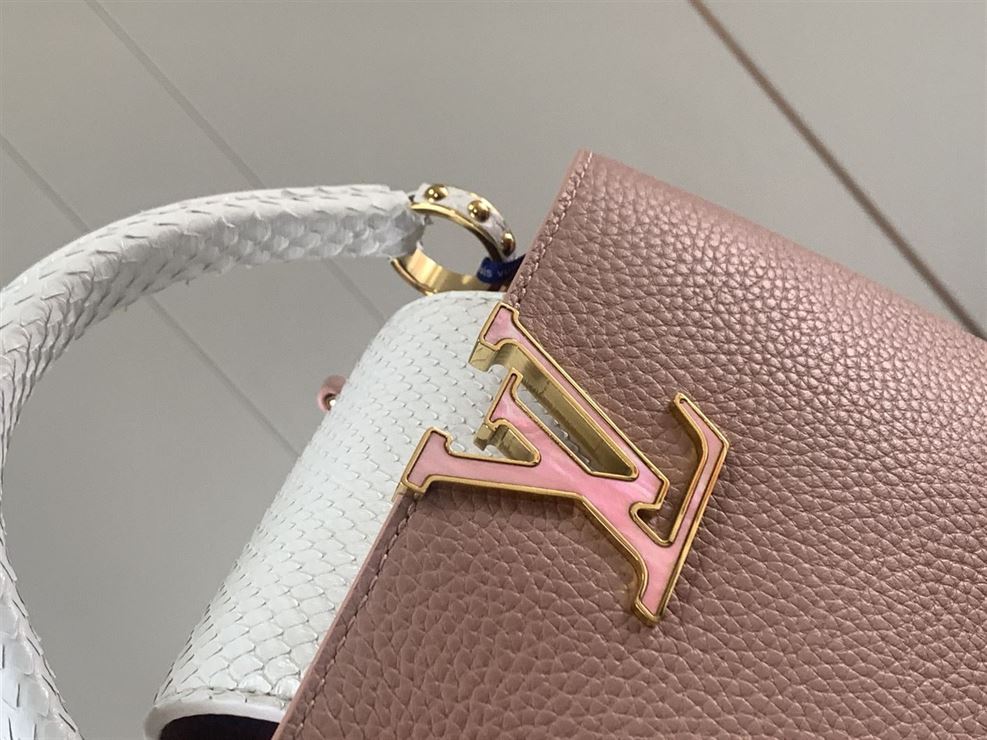 LOUIS VUITTON CAPUCINES MINI Pink