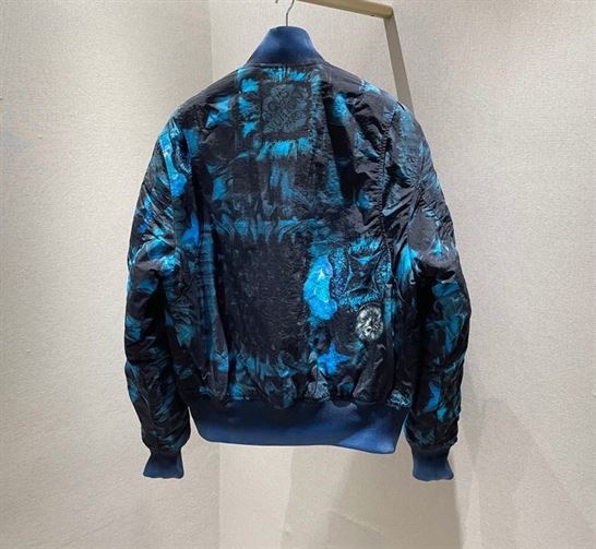 LOUIS VUITTON COAT - LVC005