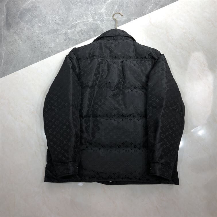 LOUIS VUITTON COAT - LVC013