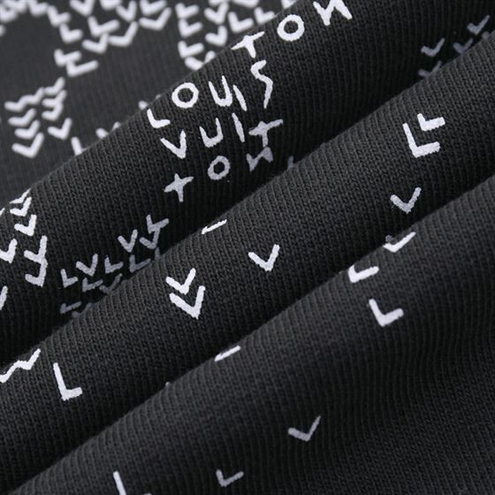 LOUIS VUITTON DAMIER SPREAD PRINTED SWEATSHIRT - LVH016