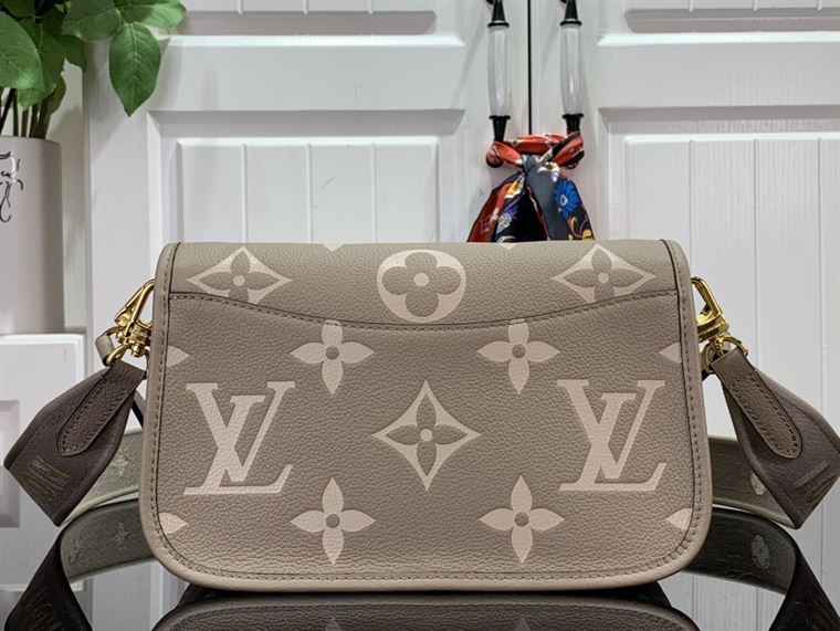 LOUIS VUITTON DIANE MONOGRAM EMPREINTE