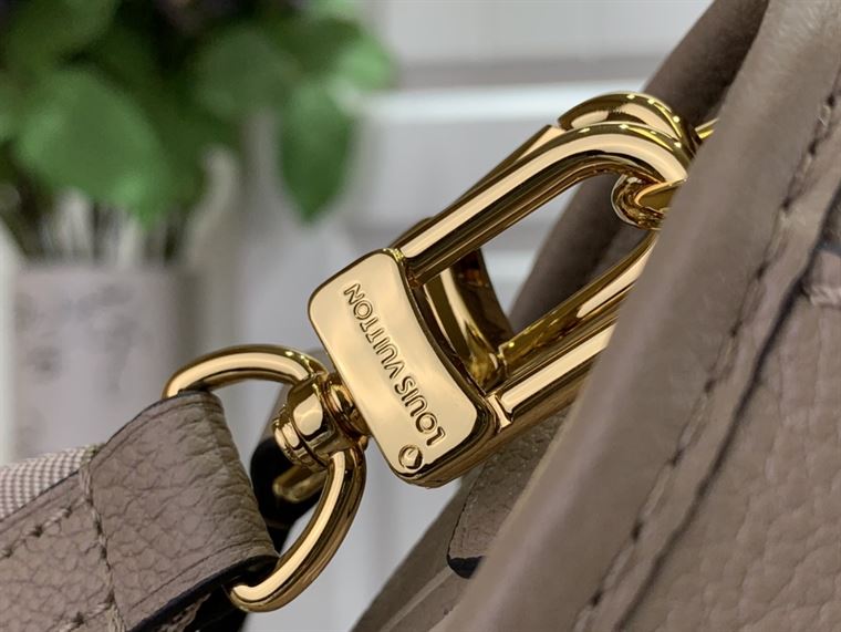 LOUIS VUITTON DIANE MONOGRAM EMPREINTE