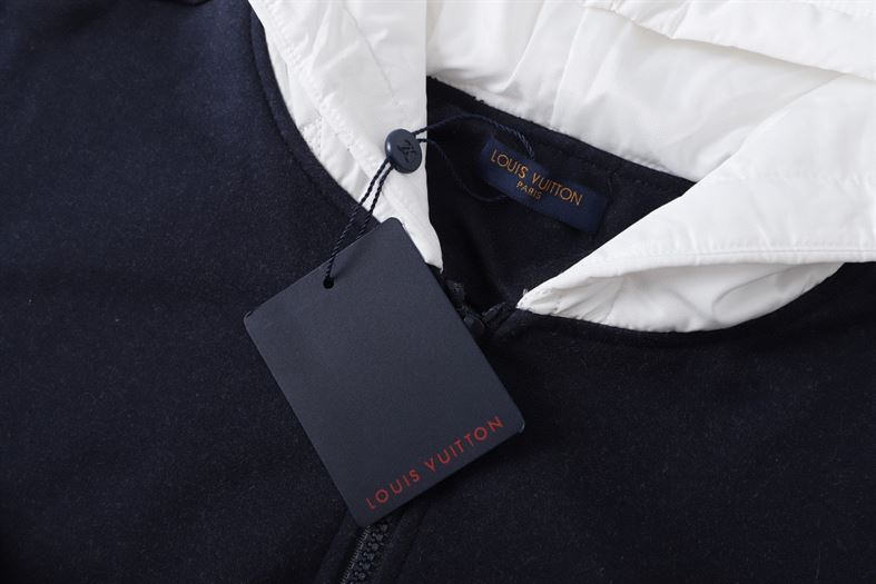 LOUIS VUITTON JACKET - LVC038