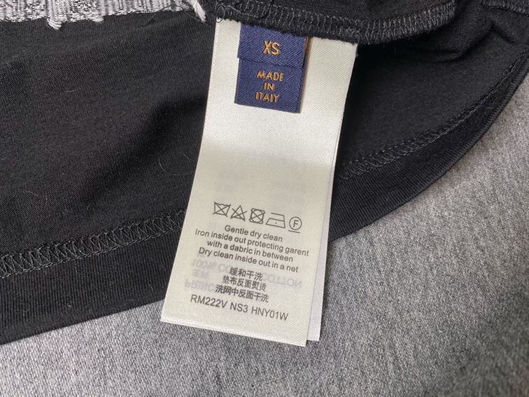 LOUIS VUITTON LEGENDARY TRUNKS T-SHIRT - LVTS053