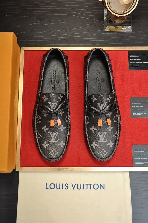 LOUIS VUITTON LV DRIVER MOCASSIN - VL032