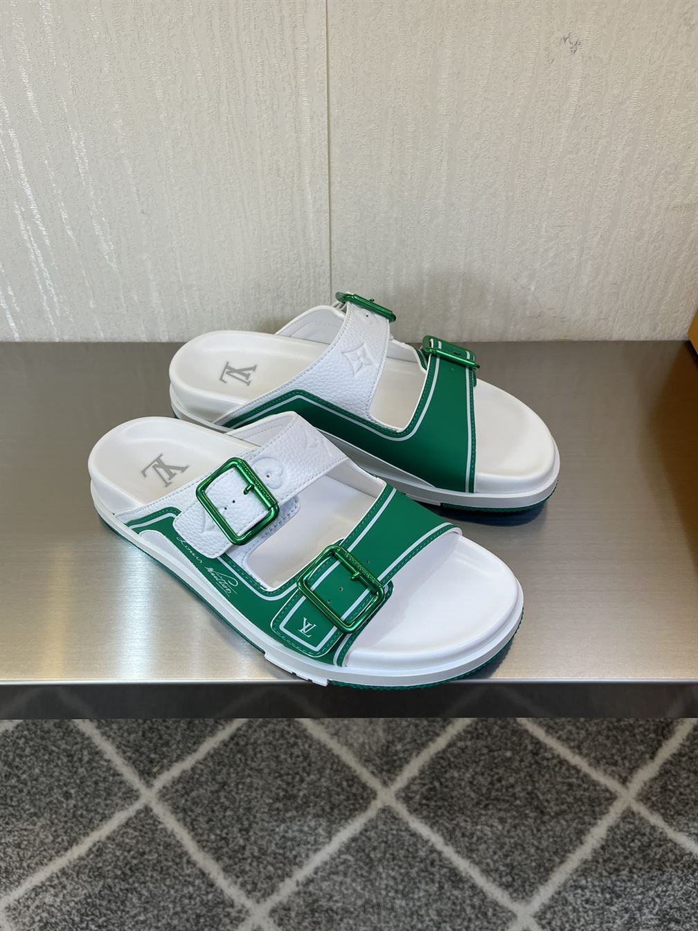 LOUIS VUITTON LV TRAINER MULES - LVSD023