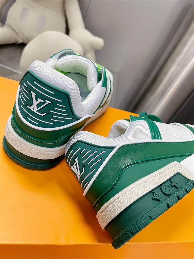 LOUIS VUITTON LV TRAINER SNEAKER - LVS161