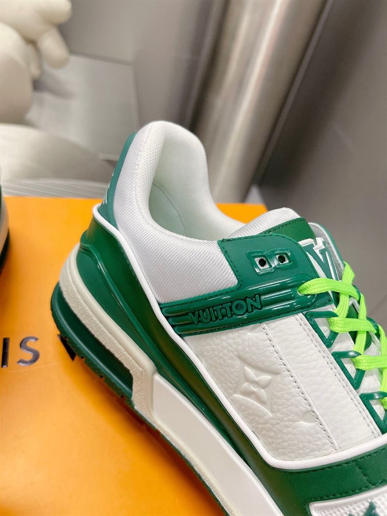 LOUIS VUITTON LV TRAINER SNEAKER - LVS161