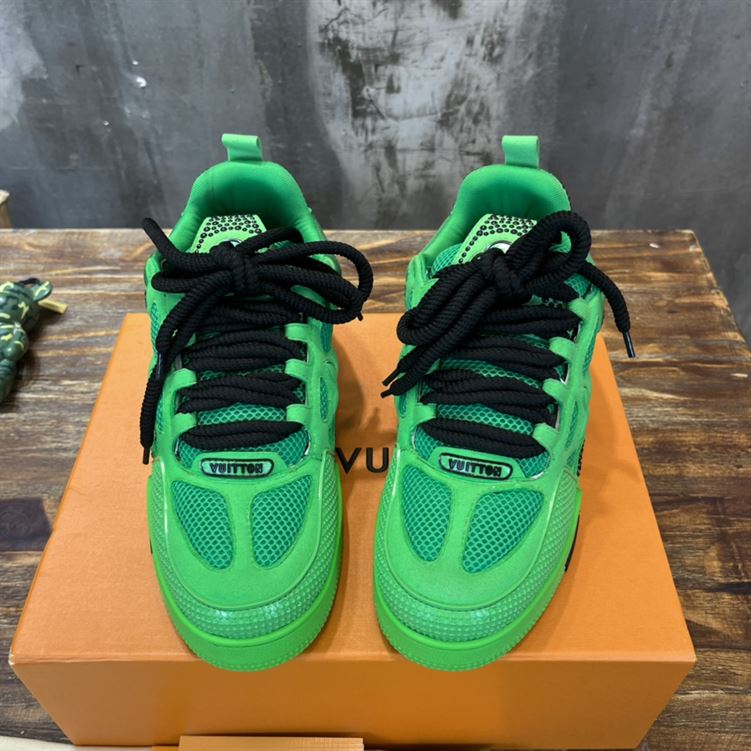 LOUIS VUITTON LVSK8 SNEAKER - LVS077