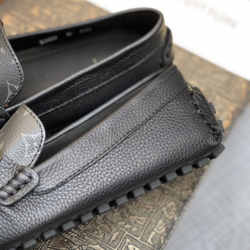 LOUIS VUITTON MOCCASIN - VL028
