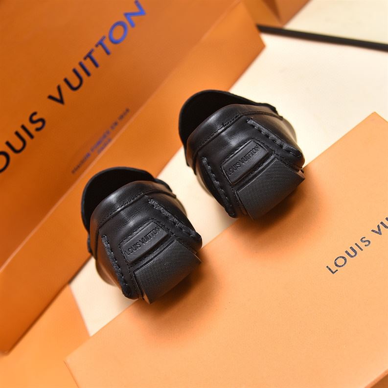 LOUIS VUITTON MOCCASIN - VL035
